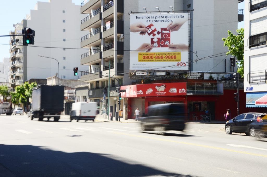 Mega, formato De Cercanía
